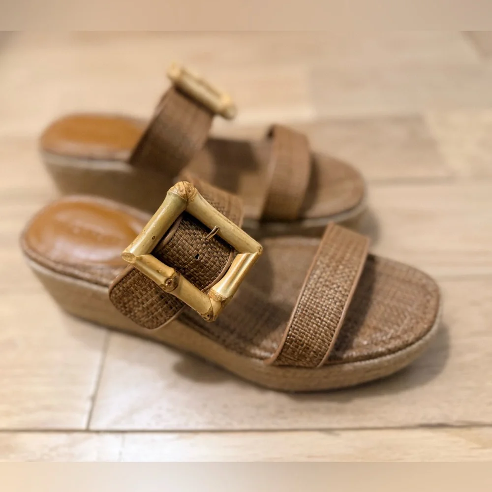 J. McLaughlin Wedge Sandals - Picture 6 of 15